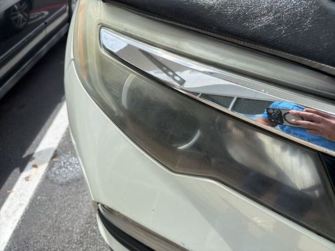 Used 2016 Honda Pilot Touring image 10