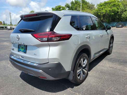 Used 2023 Nissan Rogue SL w/ SL Premium Package FWD image 5