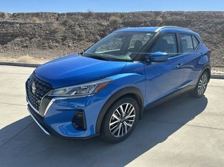 Certified 2022 Nissan Kicks SV image 1