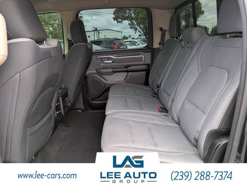 Used 2019 RAM 1500 Big Horn AWD/4WD image 11