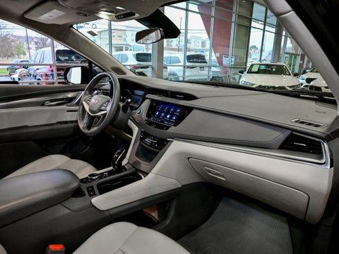 Used 2023 Cadillac XT5 Premium Luxury image 28