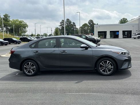 Used 2024 Kia Forte LXS w/ LXS Technology Package FWD image 26