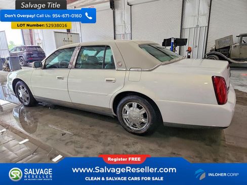 Used 2004 Cadillac De Ville w/ Equipment Group FWD image 3