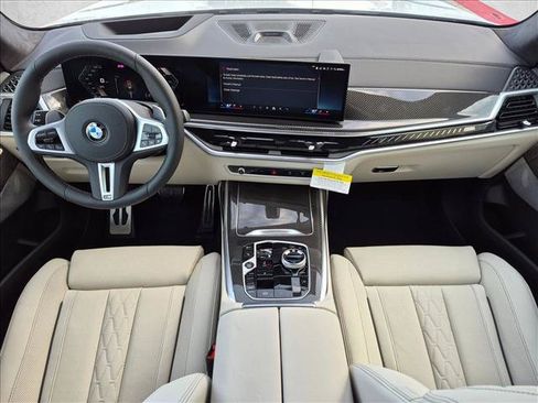 New 2027 BMW X7 M60i AWD/4WD image 16