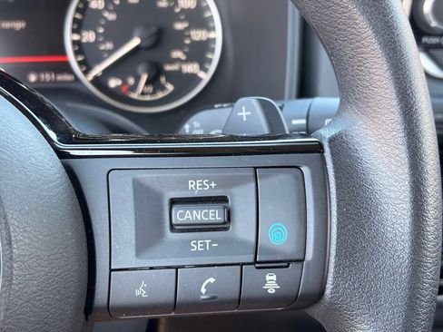 Certified 2023 Nissan Rogue SV FWD image 25