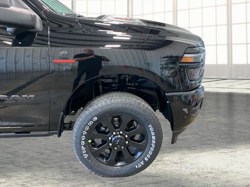 New 2026 RAM 2500 Laramie AWD/4WD image 20