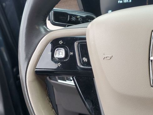 Used 2021 Lincoln Corsair Reserve image 20