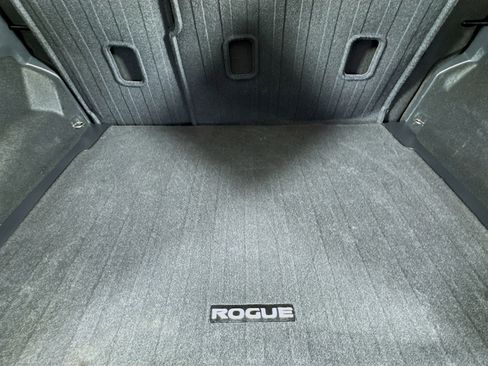 Used 2026 Nissan Rogue SV w/ Cold Weather Package image 34