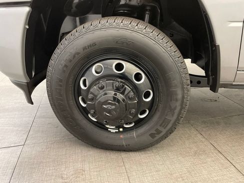 Certified 2024 RAM 3500 Laramie w/ Towing Technology Group AWD/4WD image 10