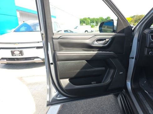 Used 2023 Chevrolet Tahoe RST w/ Luxury Package AWD/4WD image 19