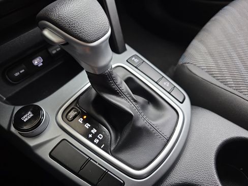 Certified 2023 Kia Seltos LX image 19