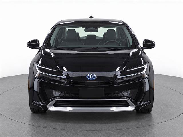 New 2027 Toyota Prius Plug-In Hybrid FWD image 5