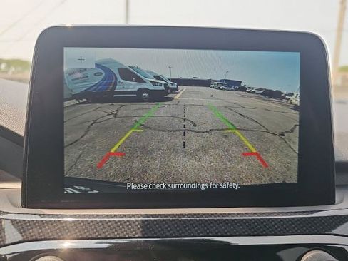 Certified 2025 Ford Escape ST-Line Select AWD/4WD image 22