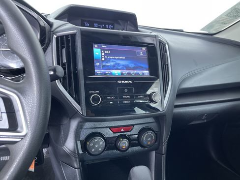 Used 2019 Subaru Impreza 2.0i w/ Eyesight image 18