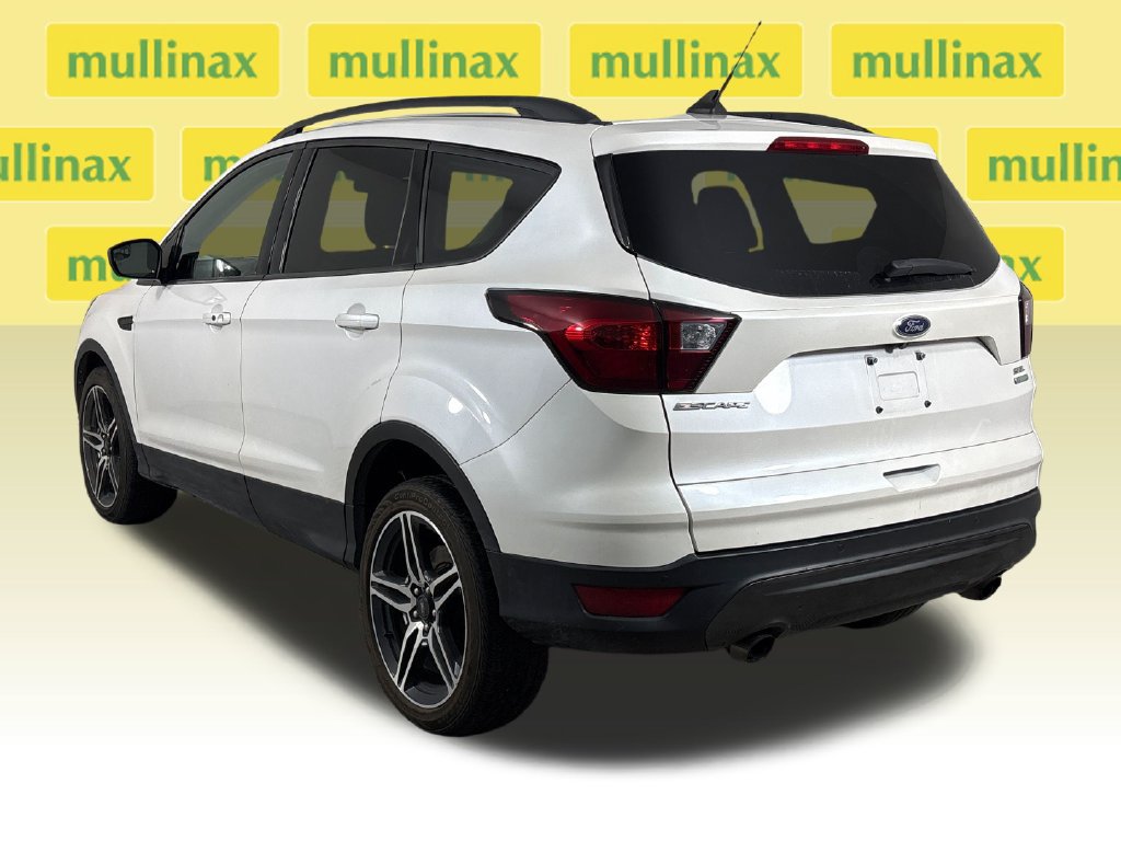 Certified 2019 Ford Escape SEL FWD image 9