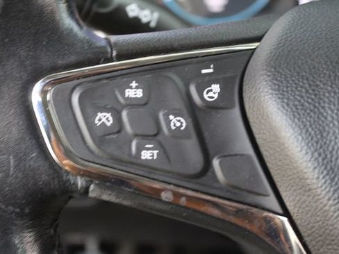 Used 2019 Chevrolet Cruze Premier FWD image 16