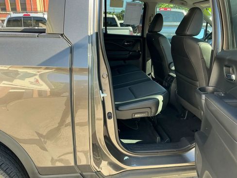 Used 2023 Honda Ridgeline RTL image 11