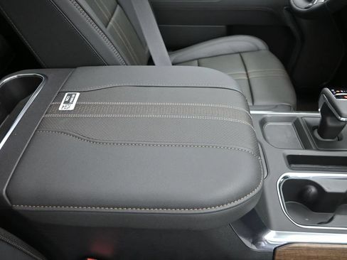 New 2026 Chevrolet Silverado 1500 High Country w/ Midnight Edition AWD/4WD image 29