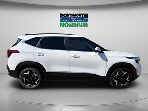 Used 2024 Kia Seltos EX AWD/4WD image 6