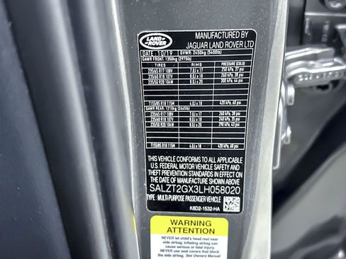 Used 2020 Land Rover Range Rover Evoque R-Dynamic S AWD/4WD image 28