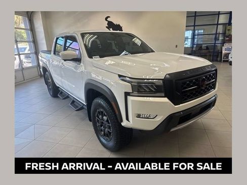 Used 2024 Nissan Frontier PRO-4X w/ Pro Premium Package AWD/4WD image 1