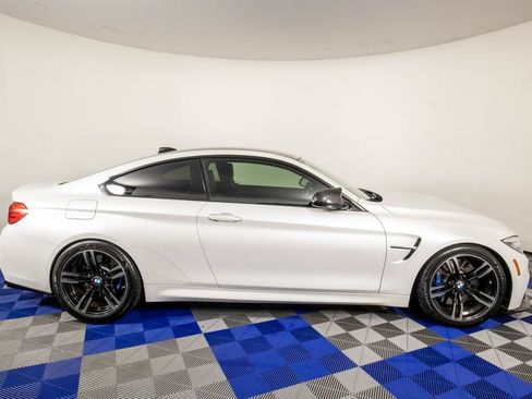 Used 2015 BMW M4 Coupe RWD image 5