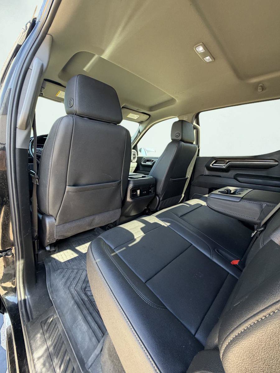 Used 2024 Chevrolet Silverado 1500 LT Trail Boss w/ LT Trail Boss Premium Package AWD/4WD image 15