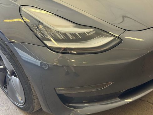 Used 2018 Tesla Model 3 Long Range RWD image 33