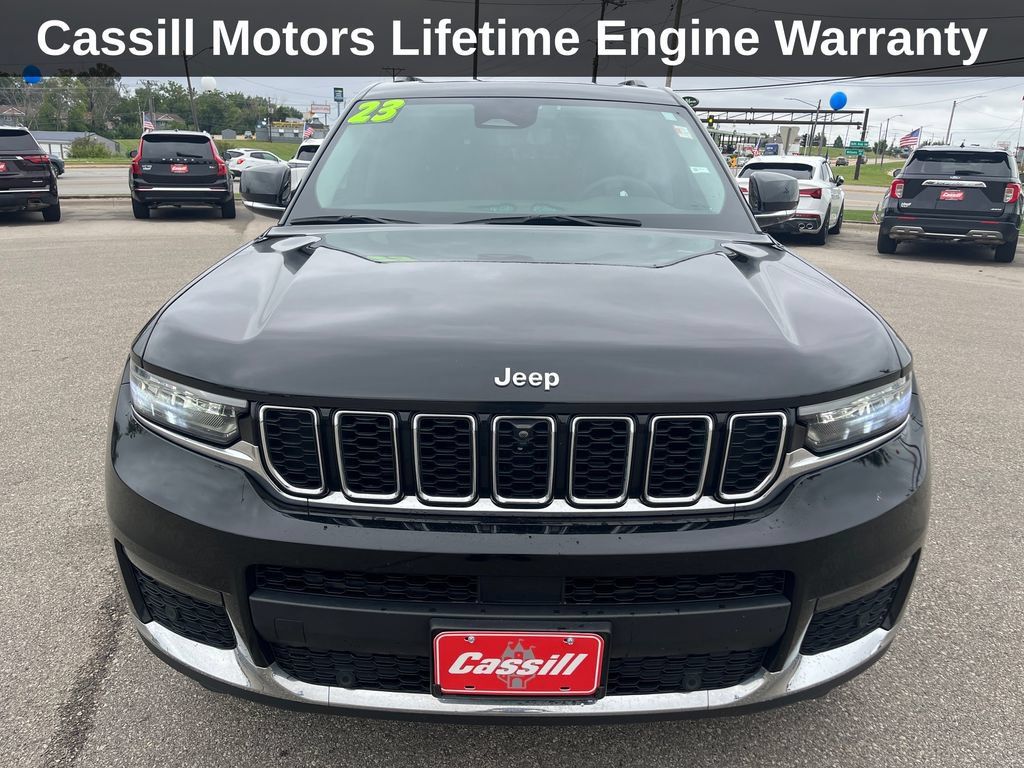 Used 2023 Jeep Grand Cherokee L Limited w/ Luxury Tech Group II AWD/4WD image 10