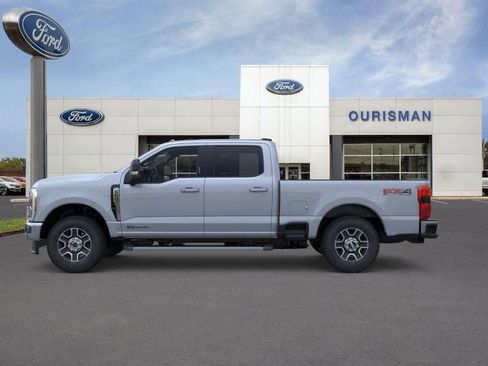New 2026 Ford F250 Lariat w/ FX4 Off-Road Package image 4