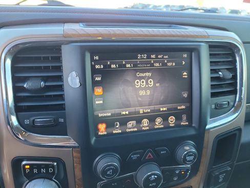 Used 2017 RAM 1500 Laramie Longhorn image 25