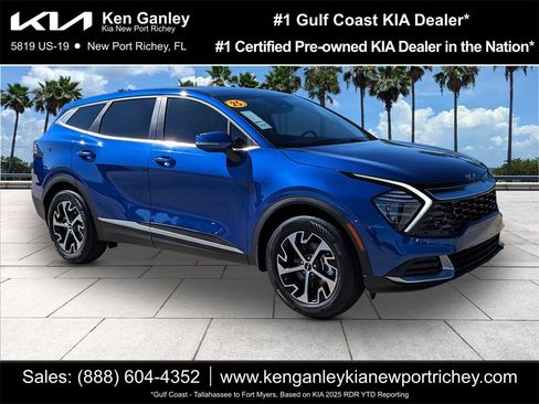 Certified 2025 Kia Sportage EX image 1