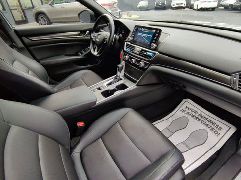 Used 2021 Honda Accord Sport image 17