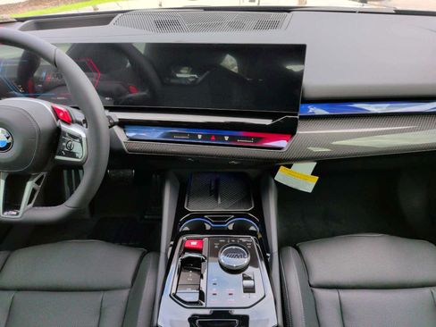 New 2027 BMW M5 Touring w/ M Driver's Package AWD/4WD image 35
