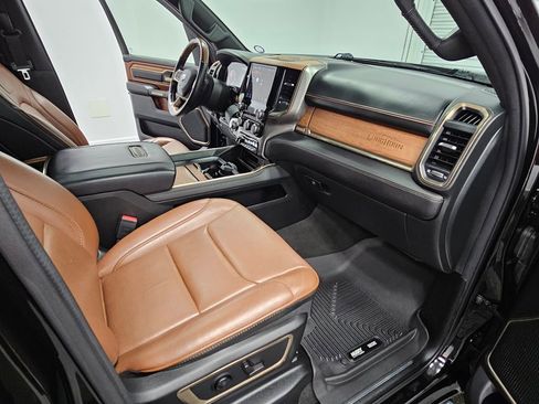 Used 2022 RAM 1500 Limited w/ Body Color Bumper Group image 40