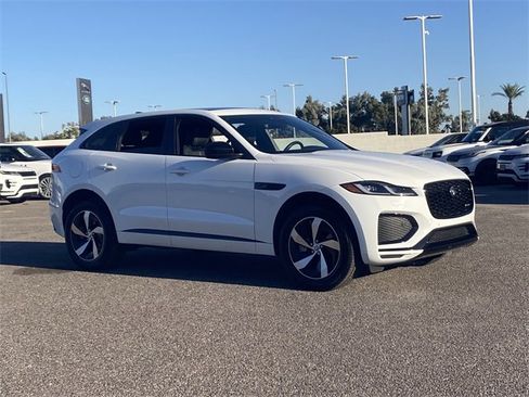 Used 2025 Jaguar F-PACE R-Dynamic S image 4
