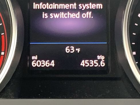 Used 2020 Volkswagen Tiguan SE w/ Panoramic Sunroof Package image 22