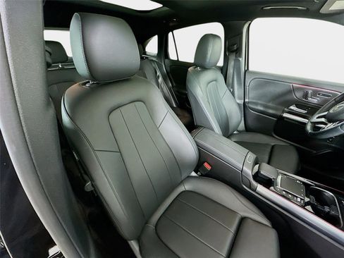 Certified 2023 Mercedes-Benz GLA 250 4MATIC image 35