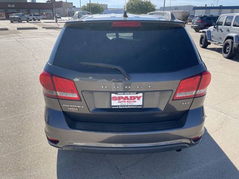 Used 2016 Dodge Journey SXT FWD image 4