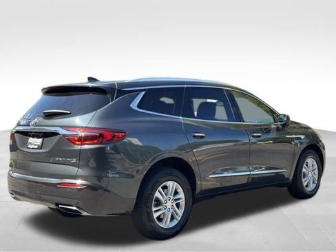 Used 2019 Buick Enclave Essence image 3