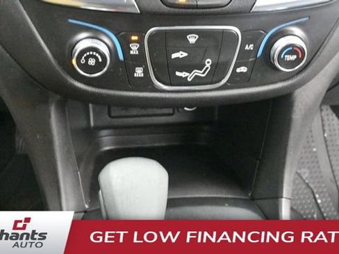 Used 2023 Chevrolet Equinox LT FWD image 19