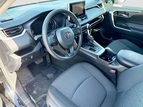 Used 2024 Toyota RAV4 XLE image 25