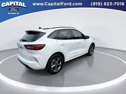 Certified 2023 Ford Escape ST-Line w/ Tech Pack #1 image 8