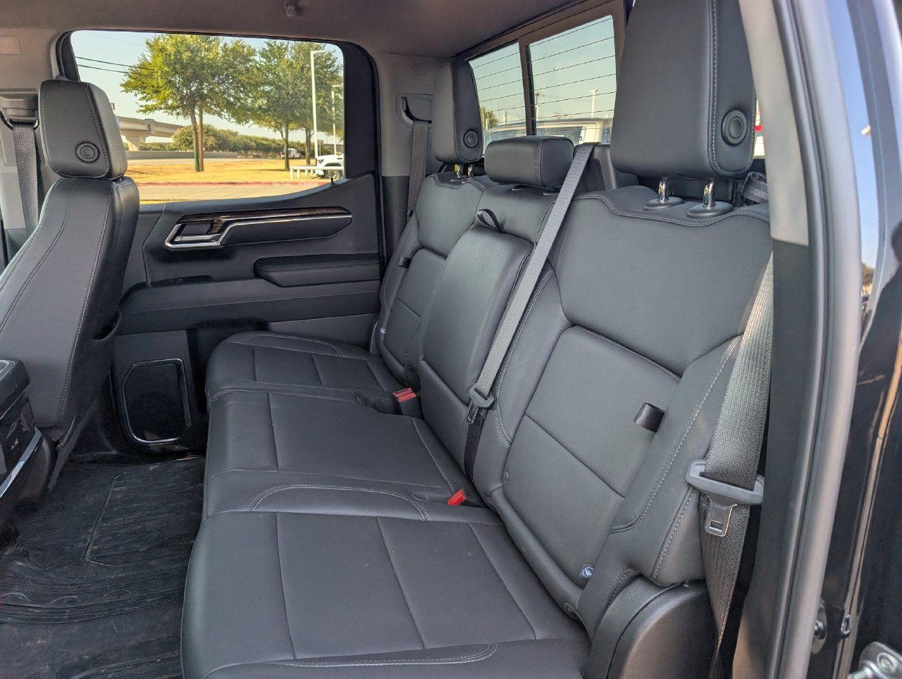 Used 2025 GMC Sierra 1500 Elevation w/ Elevation Premium Package AWD/4WD image 27