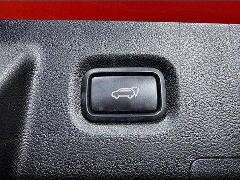 Used 2020 Hyundai Santa Fe SEL w/ Convenience Package FWD image 32