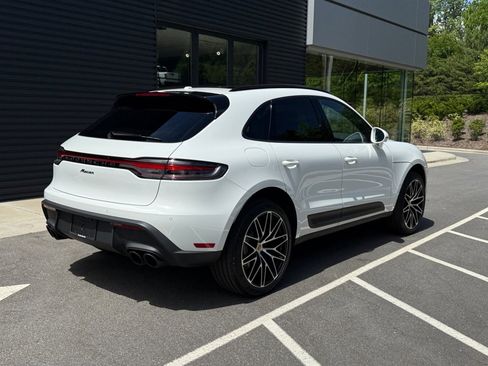 Certified 2026 Porsche Macan Turbo AWD/4WD image 7