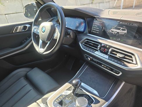 Used 2022 BMW X5 sDrive40i w/ Premium Package RWD image 10