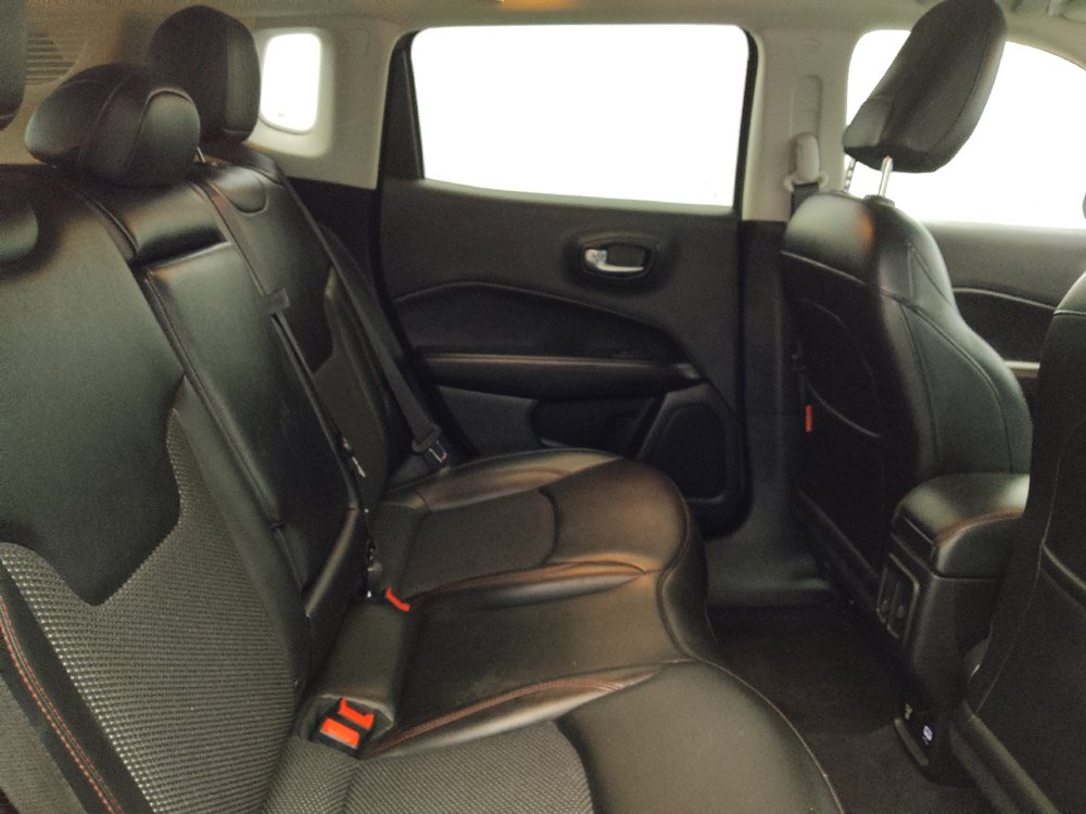 Used 2021 Jeep Compass Trailhawk AWD/4WD image 19