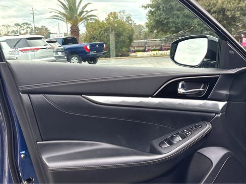Used 2023 Nissan Maxima SV w/ Floor Mat Group image 20