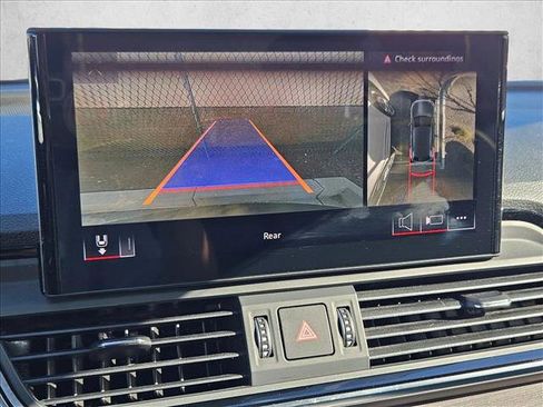 Used 2021 Audi Q5 Premium Plus w/ Premium Plus Package image 13